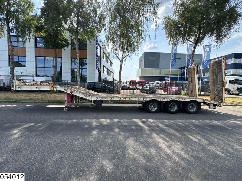 Poluprikolica s niskim utovarivačem ACTM Lowbed 38.000 KG, Steel suspension: slika Poluprikolica s niskim utovarivačem ACTM Lowbed 38.000 KG, Steel suspension