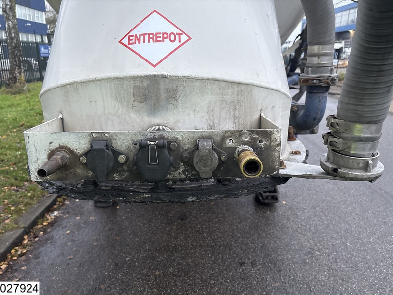 Poluprikolica cisterna Feldbinder Silo 40.000 Liter: slika Poluprikolica cisterna Feldbinder Silo 40.000 Liter