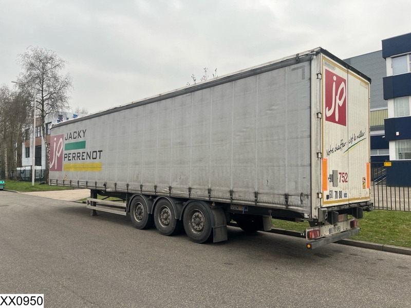 Fruehauf Tautliner - Poluprikolica s ceradom: slika Fruehauf Tautliner - Poluprikolica s ceradom Fruehauf Tautliner - Poluprikolica s ceradom: slika Fruehauf Tautliner - Poluprikolica s ceradom