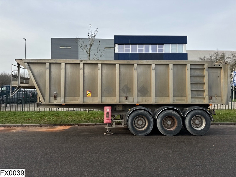 GENERAL TRAILERS kipper 29,6 m3, lift axle - Kiper poluprikolica: slika GENERAL TRAILERS kipper 29,6 m3, lift axle - Kiper poluprikolica GENERAL TRAILERS kipper 29,6 m3, lift axle - Kiper poluprikolica: slika GENERAL TRAILERS kipper 29,6 m3, lift axle - Kiper poluprikolica