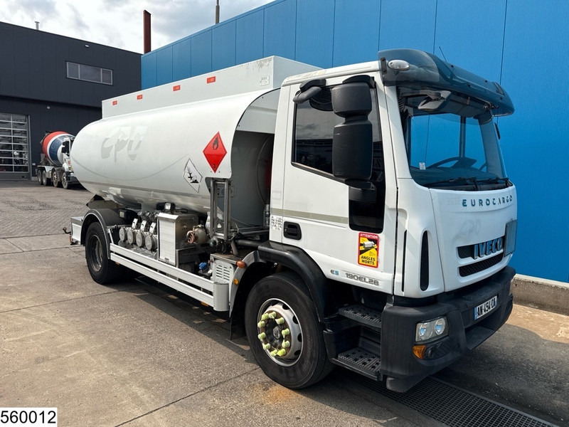 Iveco Eurocargo 190EL28 EURO 5, FUEL, 13390 liter, 4 Comp, Magyar - Kamion cisterna: slika Iveco Eurocargo 190EL28 EURO 5, FUEL, 13390 liter, 4 Comp, Magyar - Kamion cisterna Iveco Eurocargo 190EL28 EURO 5, FUEL, 13390 liter, 4 Comp, Magyar - Kamion cisterna: slika Iveco Eurocargo 190EL28 EURO 5, FUEL, 13390 liter, 4 Comp, Magyar - Kamion cisterna