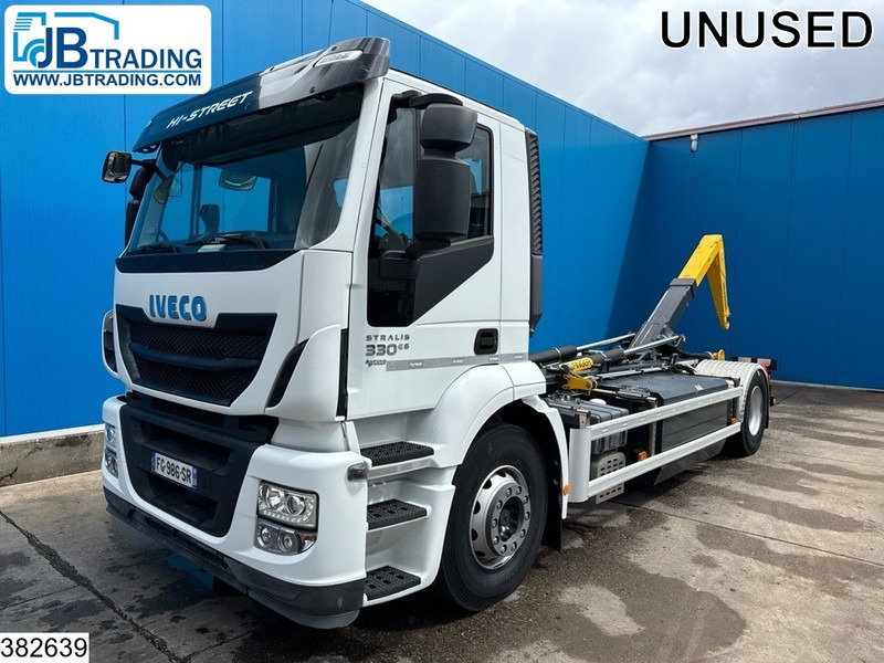 Iveco Stralis 330 CNG Unused, EURO 6, Retarder, Palfinger - Kamion s kukastom dizalicom: slika Iveco Stralis 330 CNG Unused, EURO 6, Retarder, Palfinger - Kamion s kukastom dizalicom Iveco Stralis 330 CNG Unused, EURO 6, Retarder, Palfinger - Kamion s kukastom dizalicom: slika Iveco Stralis 330 CNG Unused, EURO 6, Retarder, Palfinger - Kamion s kukastom dizalicom