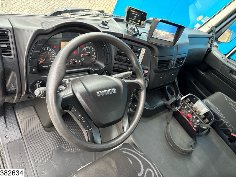 Iveco Trakker 410 6x4, EURO 6, Palfinger, Remote, Steel suspenion - Kamion s otvorenim sandukom, Kamion s kranom: slika Iveco Trakker 410 6x4, EURO 6, Palfinger, Remote, Steel suspenion - Kamion s otvorenim sandukom, Kamion s kranom Iveco Trakker 410 6x4, EURO 6, Palfinger, Remote, Steel suspenion - Kamion s otvorenim sandukom, Kamion s kranom: slika Iveco Trakker 410 6x4, EURO 6, Palfinger, Remote, Steel suspenion - Kamion s otvorenim sandukom, Kamion s kranom