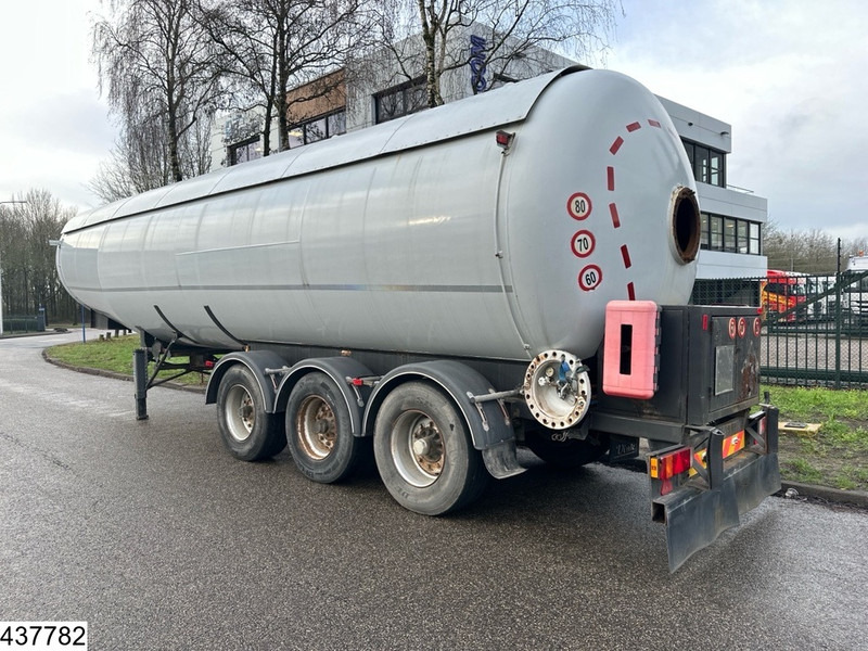 Lapesa gas 47771 Liter, LPG GPl Gas tank, Steel Suspension - Poluprikolica cisterna: slika Lapesa gas 47771 Liter, LPG GPl Gas tank, Steel Suspension - Poluprikolica cisterna Lapesa gas 47771 Liter, LPG GPl Gas tank, Steel Suspension - Poluprikolica cisterna: slika Lapesa gas 47771 Liter, LPG GPl Gas tank, Steel Suspension - Poluprikolica cisterna
