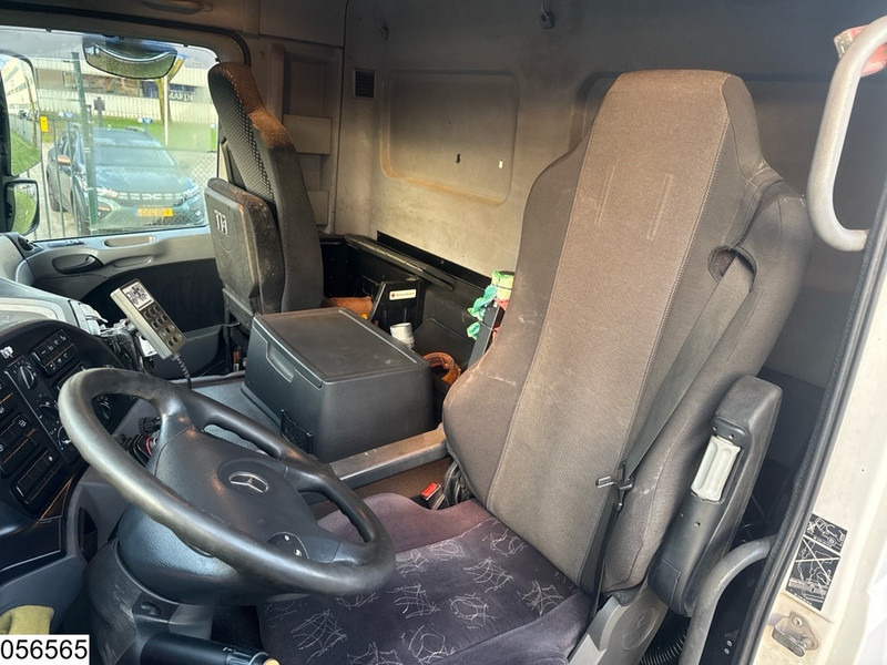 Poluprikolica mikser Liebherr Betonmixer 6x4, EURO 5, 10m3: slika Poluprikolica mikser Liebherr Betonmixer 6x4, EURO 5, 10m3 Poluprikolica mikser Liebherr Betonmixer 6x4, EURO 5, 10m3: slika Poluprikolica mikser Liebherr Betonmixer 6x4, EURO 5, 10m3