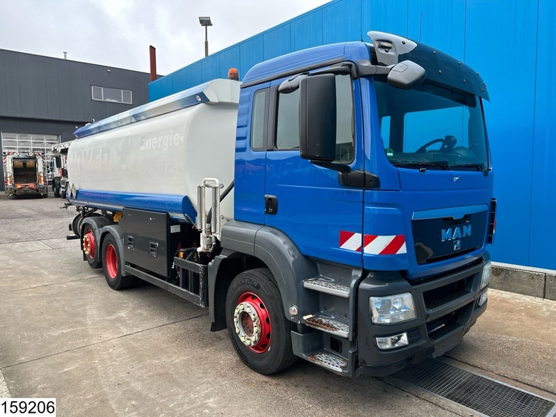 MAN TGS 26 320 6X2, EURO 5, ADR, 18.950 Liter, 4 COMP - Kamion cisterna: slika MAN TGS 26 320 6X2, EURO 5, ADR, 18.950 Liter, 4 COMP - Kamion cisterna MAN TGS 26 320 6X2, EURO 5, ADR, 18.950 Liter, 4 COMP - Kamion cisterna: slika MAN TGS 26 320 6X2, EURO 5, ADR, 18.950 Liter, 4 COMP - Kamion cisterna