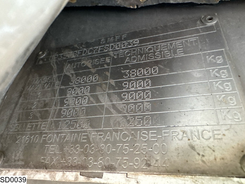 Magyar Chemie 32000 Liter - Poluprikolica cisterna: slika Magyar Chemie 32000 Liter - Poluprikolica cisterna Magyar Chemie 32000 Liter - Poluprikolica cisterna: slika Magyar Chemie 32000 Liter - Poluprikolica cisterna