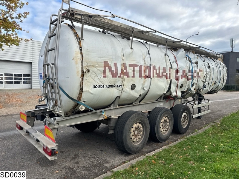 Magyar Chemie 32000 Liter - Poluprikolica cisterna: slika Magyar Chemie 32000 Liter - Poluprikolica cisterna Magyar Chemie 32000 Liter - Poluprikolica cisterna: slika Magyar Chemie 32000 Liter - Poluprikolica cisterna