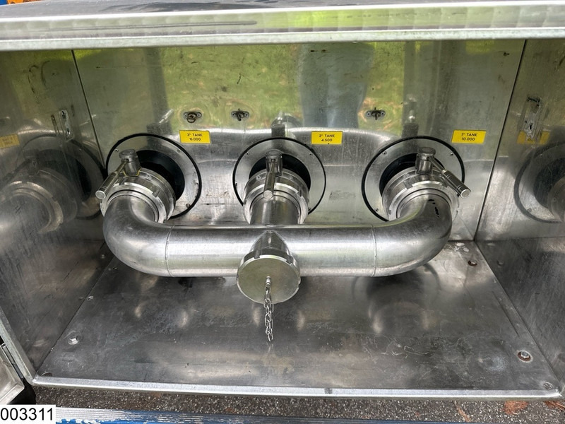 Poluprikolica cisterna Menci Chemie 4 Comp, 31.000 ltr: slika Poluprikolica cisterna Menci Chemie 4 Comp, 31.000 ltr Poluprikolica cisterna Menci Chemie 4 Comp, 31.000 ltr: slika Poluprikolica cisterna Menci Chemie 4 Comp, 31.000 ltr