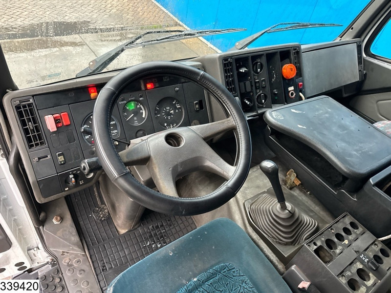 Mercedes-Benz 1824 13018 litres, LPG GPL, Gas tank, Leaf suspension - Kamion cisterna: slika Mercedes-Benz 1824 13018 litres, LPG GPL, Gas tank, Leaf suspension - Kamion cisterna Mercedes-Benz 1824 13018 litres, LPG GPL, Gas tank, Leaf suspension - Kamion cisterna: slika Mercedes-Benz 1824 13018 litres, LPG GPL, Gas tank, Leaf suspension - Kamion cisterna