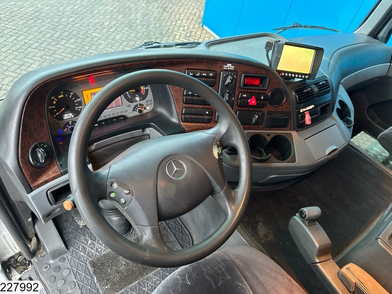 Mercedes-Benz Actros 2532 6x2, EURO 5, 23600 Liter, 5 Comp, LAG - Kamion cisterna: slika Mercedes-Benz Actros 2532 6x2, EURO 5, 23600 Liter, 5 Comp, LAG - Kamion cisterna Mercedes-Benz Actros 2532 6x2, EURO 5, 23600 Liter, 5 Comp, LAG - Kamion cisterna: slika Mercedes-Benz Actros 2532 6x2, EURO 5, 23600 Liter, 5 Comp, LAG - Kamion cisterna