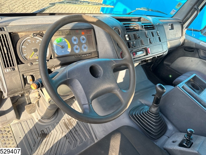 Mercedes-Benz Atego 1828 Manual, Steel Suspension, HIAB - Kiper, Kamion s kranom: slika Mercedes-Benz Atego 1828 Manual, Steel Suspension, HIAB - Kiper, Kamion s kranom Mercedes-Benz Atego 1828 Manual, Steel Suspension, HIAB - Kiper, Kamion s kranom: slika Mercedes-Benz Atego 1828 Manual, Steel Suspension, HIAB - Kiper, Kamion s kranom