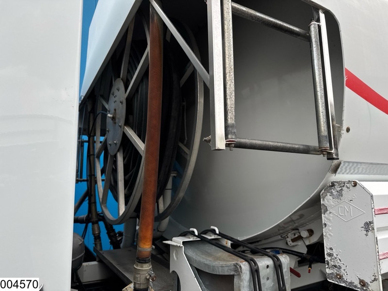 Kamion cisterna Renault Premium 320 Dxi FUEL, Retarder, 13.000 Liter, 4 Comp.: slika Kamion cisterna Renault Premium 320 Dxi FUEL, Retarder, 13.000 Liter, 4 Comp. Kamion cisterna Renault Premium 320 Dxi FUEL, Retarder, 13.000 Liter, 4 Comp.: slika Kamion cisterna Renault Premium 320 Dxi FUEL, Retarder, 13.000 Liter, 4 Comp.