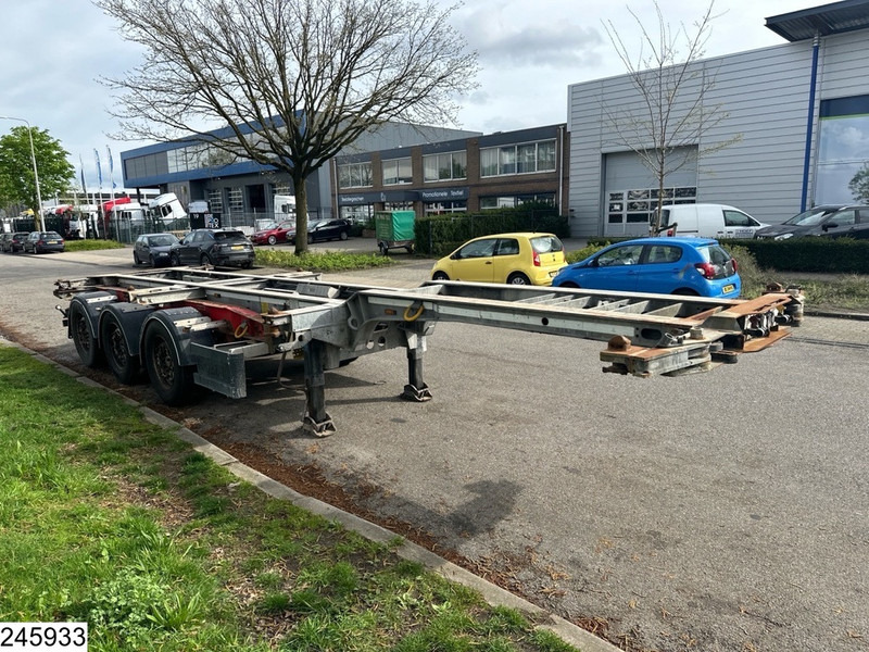 Schmitz Cargobull Chassis 10,20,30,40, 45 FT, 2x Extendable - Transporter kontejnera/ Poluprikolica s izmjenjivim sanducima: slika Schmitz Cargobull Chassis 10,20,30,40, 45 FT, 2x Extendable - Transporter kontejnera/ Poluprikolica s izmjenjivim sanducima Schmitz Cargobull Chassis 10,20,30,40, 45 FT, 2x Extendable - Transporter kontejnera/ Poluprikolica s izmjenjivim sanducima: slika Schmitz Cargobull Chassis 10,20,30,40, 45 FT, 2x Extendable - Transporter kontejnera/ Poluprikolica s izmjenjivim sanducima