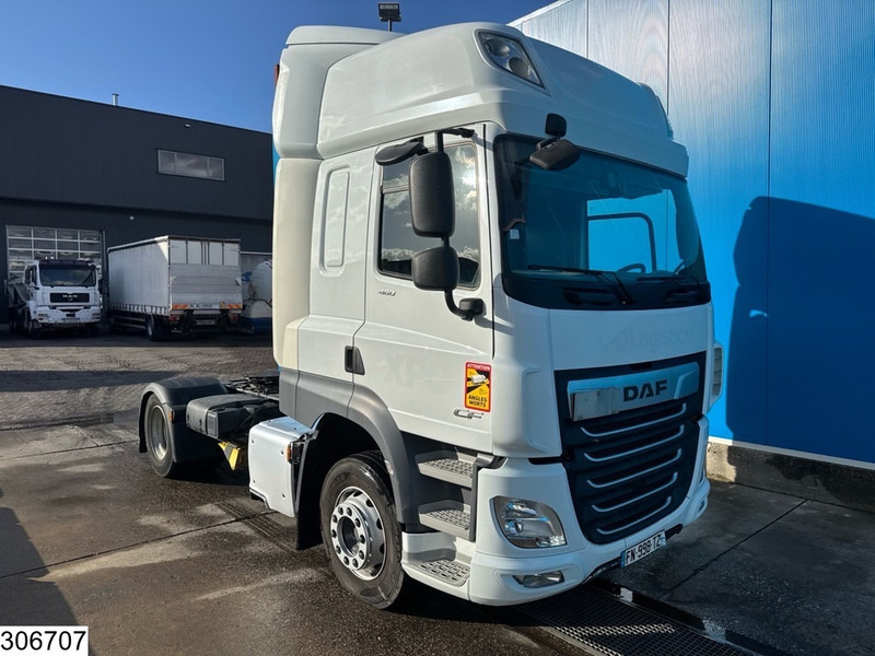 DAF CF 480 EURO 6D - Tegljač: slika DAF CF 480 EURO 6D - Tegljač DAF CF 480 EURO 6D - Tegljač: slika DAF CF 480 EURO 6D - Tegljač