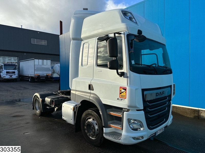 DAF CF 480 EURO 6D - Tegljač: slika DAF CF 480 EURO 6D - Tegljač DAF CF 480 EURO 6D - Tegljač: slika DAF CF 480 EURO 6D - Tegljač