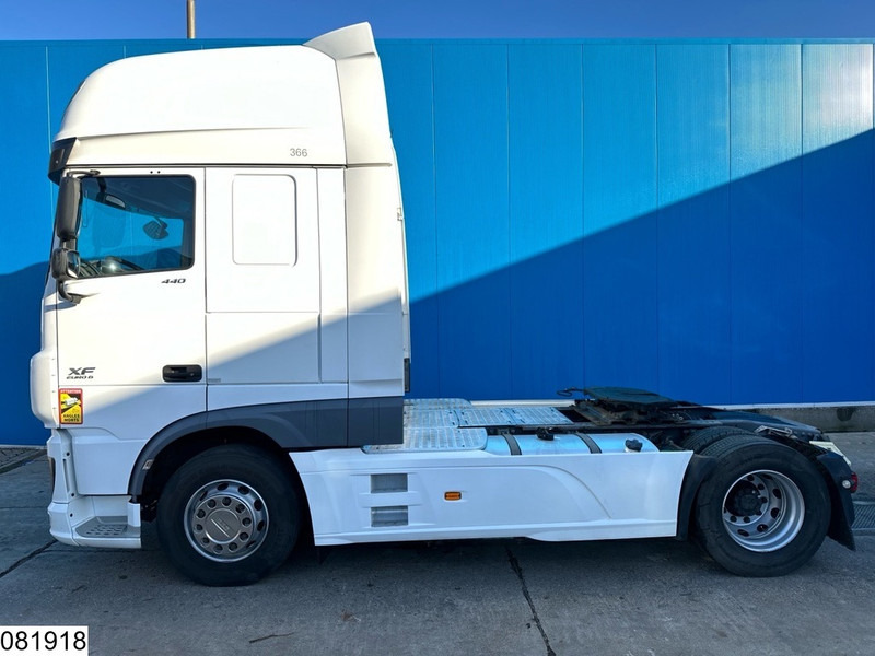 Tegljač DAF XF 440 SSC, EURO 6, Standairco: slika Tegljač DAF XF 440 SSC, EURO 6, Standairco