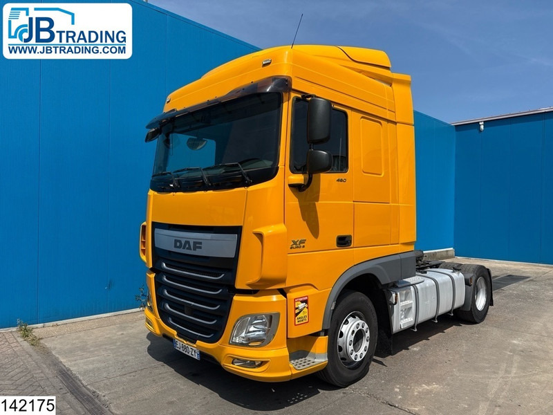 DAF XF 460 EURO 6, PTO - Tegljač: slika DAF XF 460 EURO 6, PTO - Tegljač DAF XF 460 EURO 6, PTO - Tegljač: slika DAF XF 460 EURO 6, PTO - Tegljač