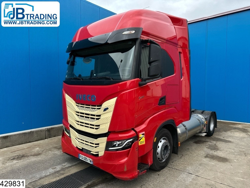 Iveco S way 460 LNG, EURO 6, Retarder - Tegljač: slika Iveco S way 460 LNG, EURO 6, Retarder - Tegljač Iveco S way 460 LNG, EURO 6, Retarder - Tegljač: slika Iveco S way 460 LNG, EURO 6, Retarder - Tegljač