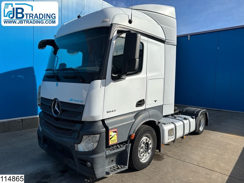 Mercedes-Benz Actros 1843 EURO 6 - Tegljač: slika Mercedes-Benz Actros 1843 EURO 6 - Tegljač Mercedes-Benz Actros 1843 EURO 6 - Tegljač: slika Mercedes-Benz Actros 1843 EURO 6 - Tegljač