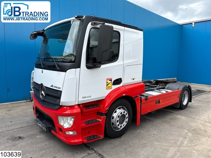 Mercedes-Benz Actros 1843 EURO 6, Retarder, PTO, LOHR, Standairco - Tegljač: slika Mercedes-Benz Actros 1843 EURO 6, Retarder, PTO, LOHR, Standairco - Tegljač Mercedes-Benz Actros 1843 EURO 6, Retarder, PTO, LOHR, Standairco - Tegljač: slika Mercedes-Benz Actros 1843 EURO 6, Retarder, PTO, LOHR, Standairco - Tegljač