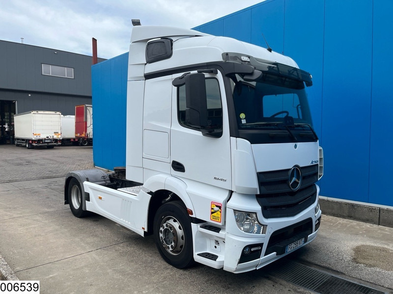 Mercedes-Benz Actros 1845 EURO 6 - Tegljač: slika Mercedes-Benz Actros 1845 EURO 6 - Tegljač Mercedes-Benz Actros 1845 EURO 6 - Tegljač: slika Mercedes-Benz Actros 1845 EURO 6 - Tegljač