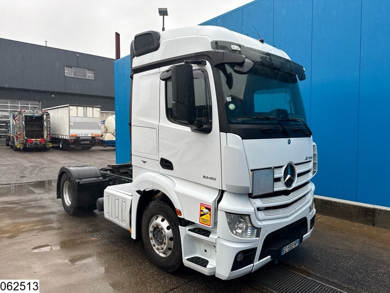 Mercedes-Benz Actros 1845 EURO 6 - Tegljač: slika Mercedes-Benz Actros 1845 EURO 6 - Tegljač Mercedes-Benz Actros 1845 EURO 6 - Tegljač: slika Mercedes-Benz Actros 1845 EURO 6 - Tegljač