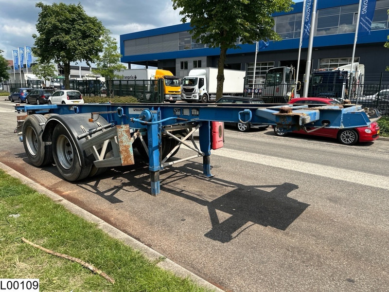 Trailor Chassis 20 FT - Transporter kontejnera/ Poluprikolica s izmjenjivim sanducima: slika Trailor Chassis 20 FT - Transporter kontejnera/ Poluprikolica s izmjenjivim sanducima Trailor Chassis 20 FT - Transporter kontejnera/ Poluprikolica s izmjenjivim sanducima: slika Trailor Chassis 20 FT - Transporter kontejnera/ Poluprikolica s izmjenjivim sanducima