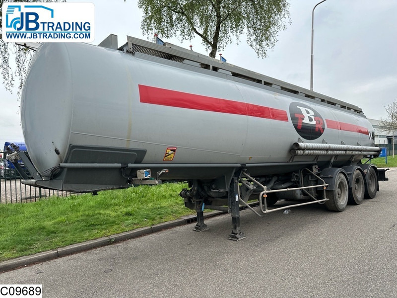 Trailor Fuel 39915 Liter, 9 Compartments - Poluprikolica cisterna: slika Trailor Fuel 39915 Liter, 9 Compartments - Poluprikolica cisterna Trailor Fuel 39915 Liter, 9 Compartments - Poluprikolica cisterna: slika Trailor Fuel 39915 Liter, 9 Compartments - Poluprikolica cisterna