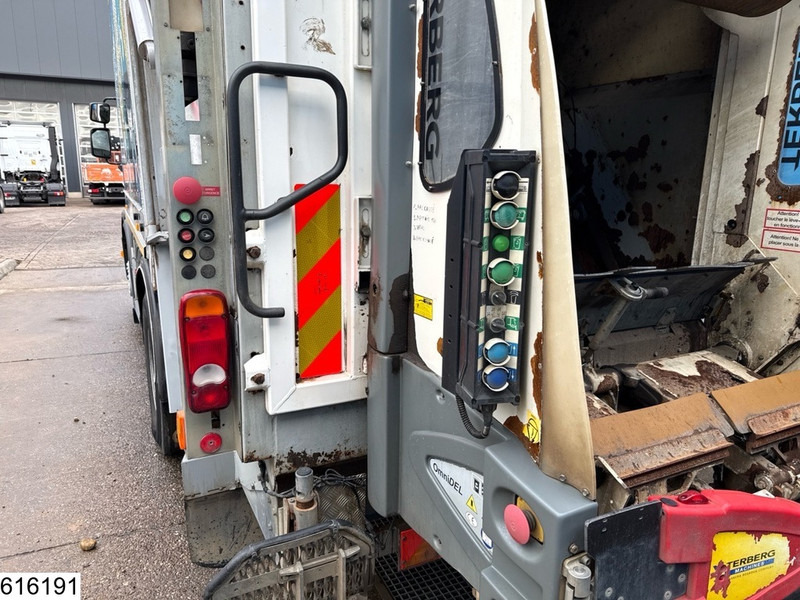 Volvo FE 300 EURO 5, Faun, Retarder - Kamion za odvoz smeća: slika Volvo FE 300 EURO 5, Faun, Retarder - Kamion za odvoz smeća Volvo FE 300 EURO 5, Faun, Retarder - Kamion za odvoz smeća: slika Volvo FE 300 EURO 5, Faun, Retarder - Kamion za odvoz smeća