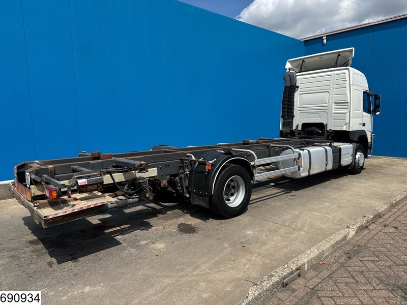 Volvo FM 330 EURO 6, BDF - Transporter kontejnera/ Kamion s izmjenjivim sanducima: slika Volvo FM 330 EURO 6, BDF - Transporter kontejnera/ Kamion s izmjenjivim sanducima Volvo FM 330 EURO 6, BDF - Transporter kontejnera/ Kamion s izmjenjivim sanducima: slika Volvo FM 330 EURO 6, BDF - Transporter kontejnera/ Kamion s izmjenjivim sanducima