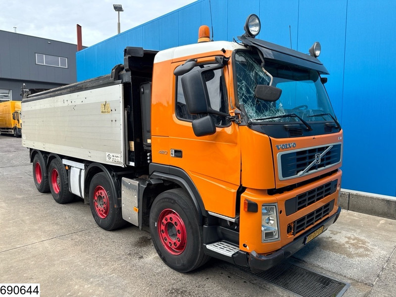 Volvo FM 420 8X2, EURO 5, HYVA - Kiper: slika Volvo FM 420 8X2, EURO 5, HYVA - Kiper Volvo FM 420 8X2, EURO 5, HYVA - Kiper: slika Volvo FM 420 8X2, EURO 5, HYVA - Kiper