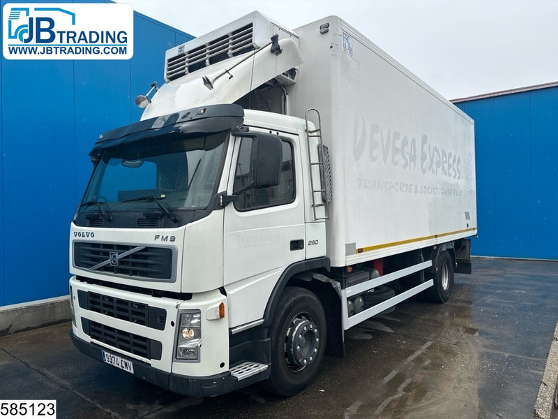 Volvo FM9 260 EURO 3, Thermoking - Kamion hladnjača: slika Volvo FM9 260 EURO 3, Thermoking - Kamion hladnjača Volvo FM9 260 EURO 3, Thermoking - Kamion hladnjača: slika Volvo FM9 260 EURO 3, Thermoking - Kamion hladnjača