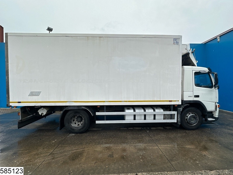 Kamion hladnjača Volvo FM9 260 EURO 3, Thermoking: slika Kamion hladnjača Volvo FM9 260 EURO 3, Thermoking