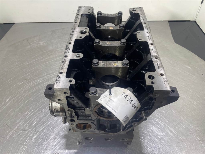 Ahlmann AS900-Cummins B3.3T-4989845-Crankcase/Unterblock - Motor za Građevinski strojevi: slika Ahlmann AS900-Cummins B3.3T-4989845-Crankcase/Unterblock - Motor za Građevinski strojevi Ahlmann AS900-Cummins B3.3T-4989845-Crankcase/Unterblock - Motor za Građevinski strojevi: slika Ahlmann AS900-Cummins B3.3T-4989845-Crankcase/Unterblock - Motor za Građevinski strojevi