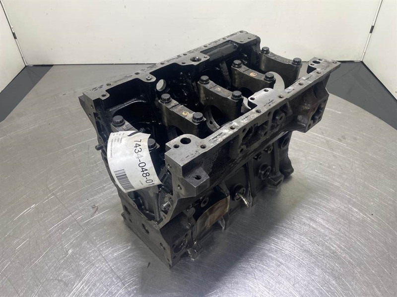 Ahlmann AS900-Cummins B3.3T-4989845-Crankcase/Unterblock - Motor za Građevinski strojevi: slika Ahlmann AS900-Cummins B3.3T-4989845-Crankcase/Unterblock - Motor za Građevinski strojevi Ahlmann AS900-Cummins B3.3T-4989845-Crankcase/Unterblock - Motor za Građevinski strojevi: slika Ahlmann AS900-Cummins B3.3T-4989845-Crankcase/Unterblock - Motor za Građevinski strojevi