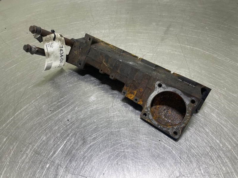 Ahlmann AS900-Cummins B3.3T-Intake-exhaust manifold - Motor za Građevinski strojevi: slika Ahlmann AS900-Cummins B3.3T-Intake-exhaust manifold - Motor za Građevinski strojevi Ahlmann AS900-Cummins B3.3T-Intake-exhaust manifold - Motor za Građevinski strojevi: slika Ahlmann AS900-Cummins B3.3T-Intake-exhaust manifold - Motor za Građevinski strojevi