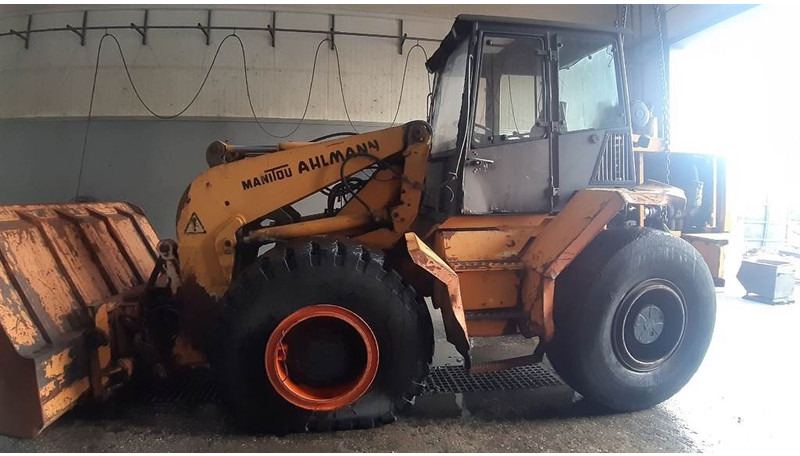 Ahlmann AZ 200 (For parts) - Utovarivač na kotačima: slika Ahlmann AZ 200 (For parts) - Utovarivač na kotačima Ahlmann AZ 200 (For parts) - Utovarivač na kotačima: slika Ahlmann AZ 200 (For parts) - Utovarivač na kotačima
