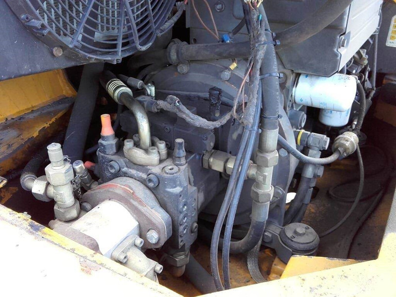 Ahlmann AZ 85 (For parts) - Utovarivač na kotačima: slika Ahlmann AZ 85 (For parts) - Utovarivač na kotačima Ahlmann AZ 85 (For parts) - Utovarivač na kotačima: slika Ahlmann AZ 85 (For parts) - Utovarivač na kotačima