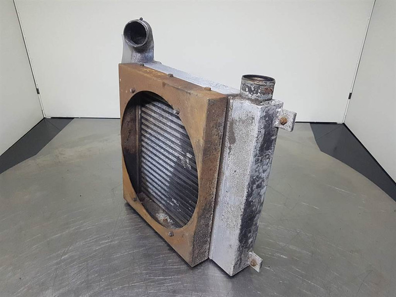 Ahlmann AZ14-4108508A/4181460A-Cooler/Kühler/Koeler - Motor za Građevinski strojevi: slika Ahlmann AZ14-4108508A/4181460A-Cooler/Kühler/Koeler - Motor za Građevinski strojevi Ahlmann AZ14-4108508A/4181460A-Cooler/Kühler/Koeler - Motor za Građevinski strojevi: slika Ahlmann AZ14-4108508A/4181460A-Cooler/Kühler/Koeler - Motor za Građevinski strojevi