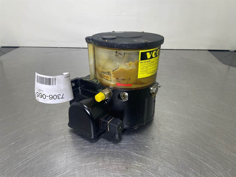Ahlmann AZ150-Vogel KFG1-5+924 24V-Lubricating system - Okvir/ Šasija za Građevinski strojevi: slika Ahlmann AZ150-Vogel KFG1-5+924 24V-Lubricating system - Okvir/ Šasija za Građevinski strojevi Ahlmann AZ150-Vogel KFG1-5+924 24V-Lubricating system - Okvir/ Šasija za Građevinski strojevi: slika Ahlmann AZ150-Vogel KFG1-5+924 24V-Lubricating system - Okvir/ Šasija za Građevinski strojevi