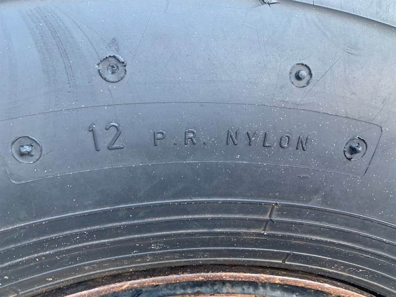 Alliance 48x31.00-20 NHS - Flotation 331 - Tire/Reifen/Band - Gume i felge za Građevinski strojevi: slika Alliance 48x31.00-20 NHS - Flotation 331 - Tire/Reifen/Band - Gume i felge za Građevinski strojevi Alliance 48x31.00-20 NHS - Flotation 331 - Tire/Reifen/Band - Gume i felge za Građevinski strojevi: slika Alliance 48x31.00-20 NHS - Flotation 331 - Tire/Reifen/Band - Gume i felge za Građevinski strojevi