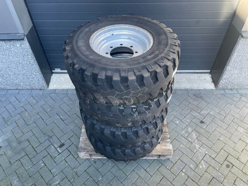 Atlas AR65-Michelin 335/80R20 (12.5R20)-Tire/Reifen/Band - Gume i felge za Građevinski strojevi: slika Atlas AR65-Michelin 335/80R20 (12.5R20)-Tire/Reifen/Band - Gume i felge za Građevinski strojevi Atlas AR65-Michelin 335/80R20 (12.5R20)-Tire/Reifen/Band - Gume i felge za Građevinski strojevi: slika Atlas AR65-Michelin 335/80R20 (12.5R20)-Tire/Reifen/Band - Gume i felge za Građevinski strojevi
