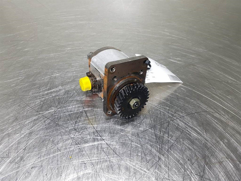 Bosch B510 240 029 - Atlas 45 B - Gearpump/Zahnradpumpe - Hidraulika: slika Bosch B510 240 029 - Atlas 45 B - Gearpump/Zahnradpumpe - Hidraulika Bosch B510 240 029 - Atlas 45 B - Gearpump/Zahnradpumpe - Hidraulika: slika Bosch B510 240 029 - Atlas 45 B - Gearpump/Zahnradpumpe - Hidraulika