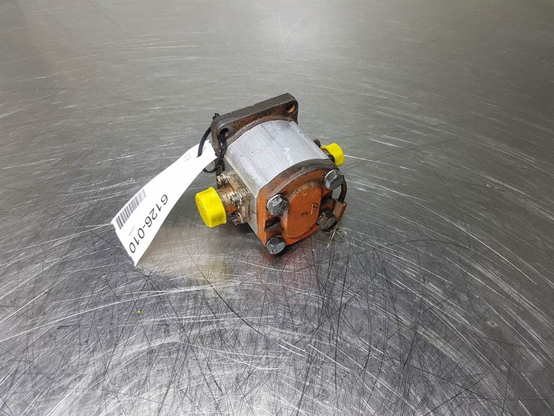 Bosch B510 240 029 - Atlas 45 B - Gearpump/Zahnradpumpe - Hidraulika: slika Bosch B510 240 029 - Atlas 45 B - Gearpump/Zahnradpumpe - Hidraulika Bosch B510 240 029 - Atlas 45 B - Gearpump/Zahnradpumpe - Hidraulika: slika Bosch B510 240 029 - Atlas 45 B - Gearpump/Zahnradpumpe - Hidraulika