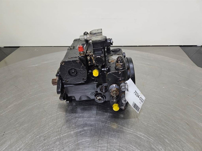 Brueninghaus Hydromatik A4VG71DA2D4/32R-Drive pump/Fahrpumpe - Hidraulika za Građevinski strojevi: slika Brueninghaus Hydromatik A4VG71DA2D4/32R-Drive pump/Fahrpumpe - Hidraulika za Građevinski strojevi Brueninghaus Hydromatik A4VG71DA2D4/32R-Drive pump/Fahrpumpe - Hidraulika za Građevinski strojevi: slika Brueninghaus Hydromatik A4VG71DA2D4/32R-Drive pump/Fahrpumpe - Hidraulika za Građevinski strojevi