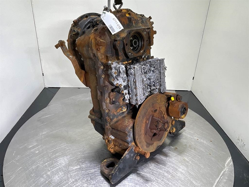 Case 521F-ZF 4WG-130-Transmission/Getriebe - Mjenjač za Građevinski strojevi: slika Case 521F-ZF 4WG-130-Transmission/Getriebe - Mjenjač za Građevinski strojevi Case 521F-ZF 4WG-130-Transmission/Getriebe - Mjenjač za Građevinski strojevi: slika Case 521F-ZF 4WG-130-Transmission/Getriebe - Mjenjač za Građevinski strojevi