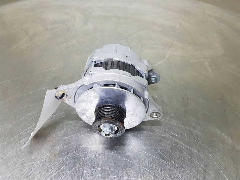 Cummins QSB5.9C-24V 70A-Alternator/Lichtmaschine/Dynamo - Motor za Građevinski strojevi: slika Cummins QSB5.9C-24V 70A-Alternator/Lichtmaschine/Dynamo - Motor za Građevinski strojevi Cummins QSB5.9C-24V 70A-Alternator/Lichtmaschine/Dynamo - Motor za Građevinski strojevi: slika Cummins QSB5.9C-24V 70A-Alternator/Lichtmaschine/Dynamo - Motor za Građevinski strojevi