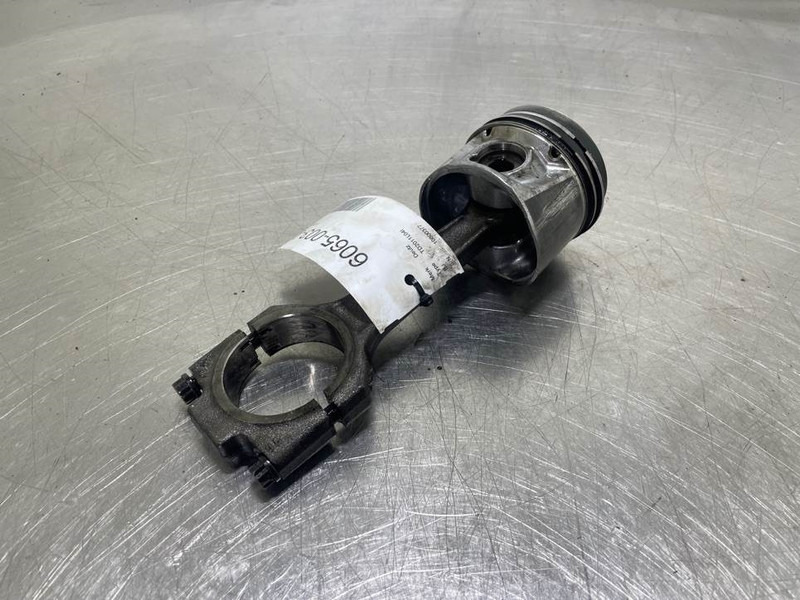 Deutz TD2011L04I - Piston/Kolben/Zuiger - Motor za Građevinski strojevi: slika Deutz TD2011L04I - Piston/Kolben/Zuiger - Motor za Građevinski strojevi Deutz TD2011L04I - Piston/Kolben/Zuiger - Motor za Građevinski strojevi: slika Deutz TD2011L04I - Piston/Kolben/Zuiger - Motor za Građevinski strojevi