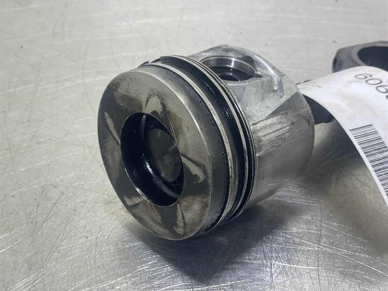 Deutz TD2011L04I - Piston/Kolben/Zuiger - Motor za Građevinski strojevi: slika Deutz TD2011L04I - Piston/Kolben/Zuiger - Motor za Građevinski strojevi Deutz TD2011L04I - Piston/Kolben/Zuiger - Motor za Građevinski strojevi: slika Deutz TD2011L04I - Piston/Kolben/Zuiger - Motor za Građevinski strojevi